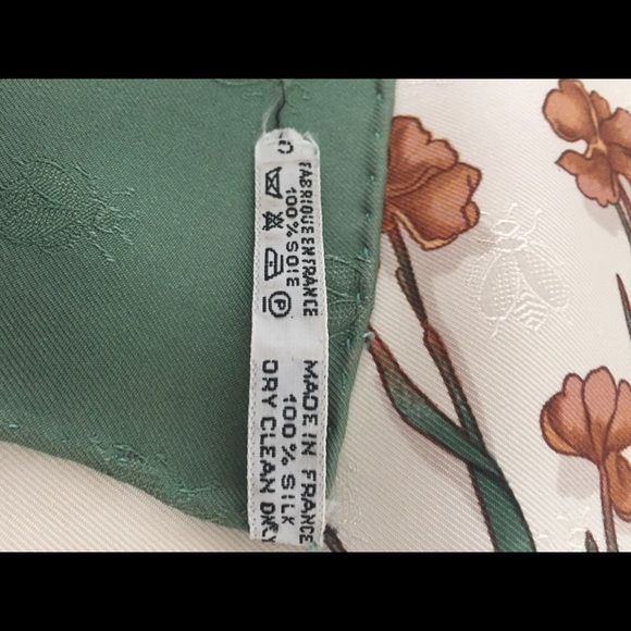 Hermes Herbier de Garvarnie Scarf - Picture 7 of 15